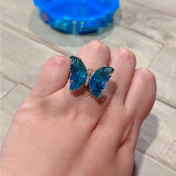 Ring 💍💍 - Picture 4 of 5